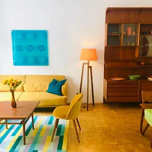  Apartment Vintage Design Austria