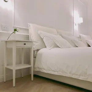 https://dimora-carducci.barihotels.org
