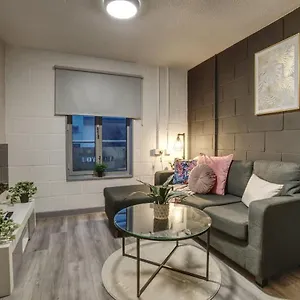  Holiday home 1br Centre Apt, Self Check In, Wifi, By Derbnb United Kingdom